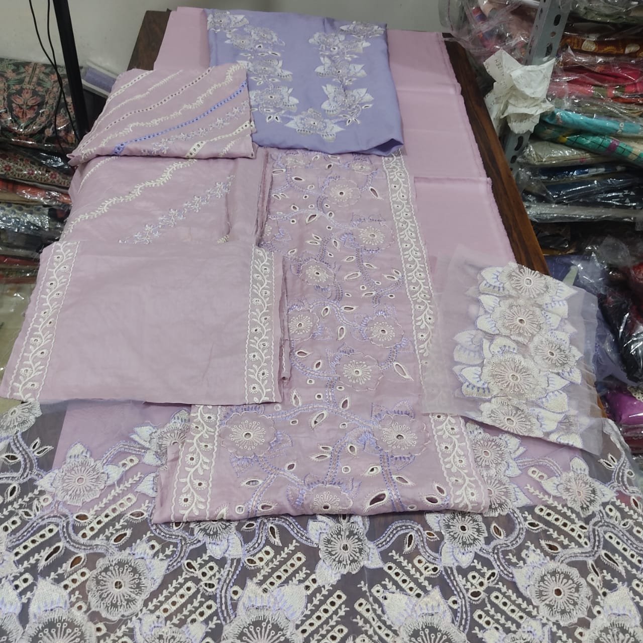Mushq–2 pcs-lawn