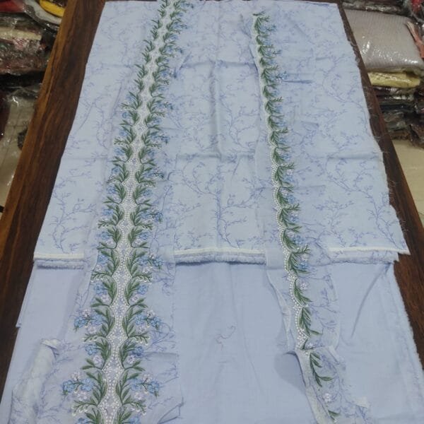 SOBIA NAZIR–2pc- Lawn with embroidered patches - Image 2