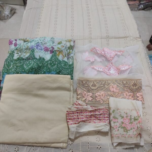 SOBIA NAZIR–LAWN-3PC - Image 2