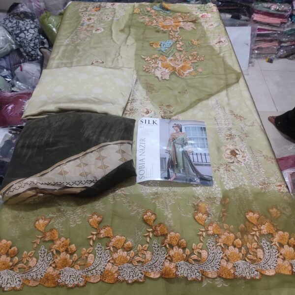 SOBIA NAZIR –SILK-3PC - Image 2